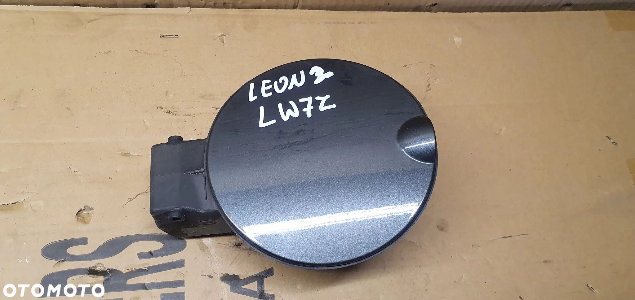 Klapka wlewu paliwa Seat Leon II LW7Z 1P0809905 - 1