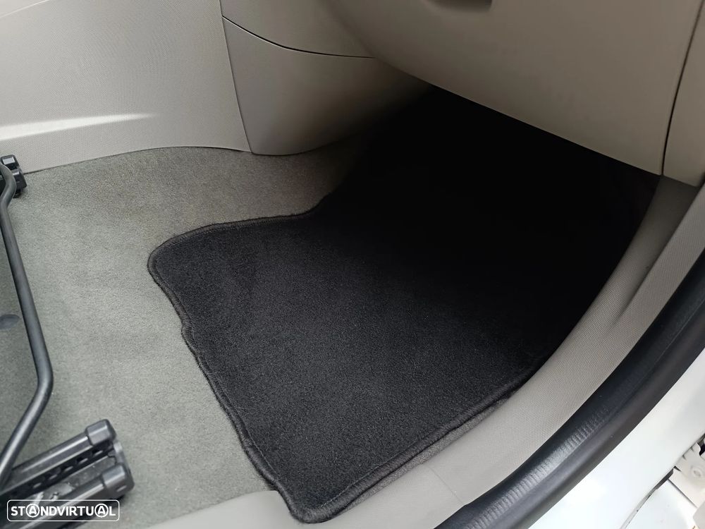 Renault Zoe (c/ Bateria) 41 kwh Intens - 26