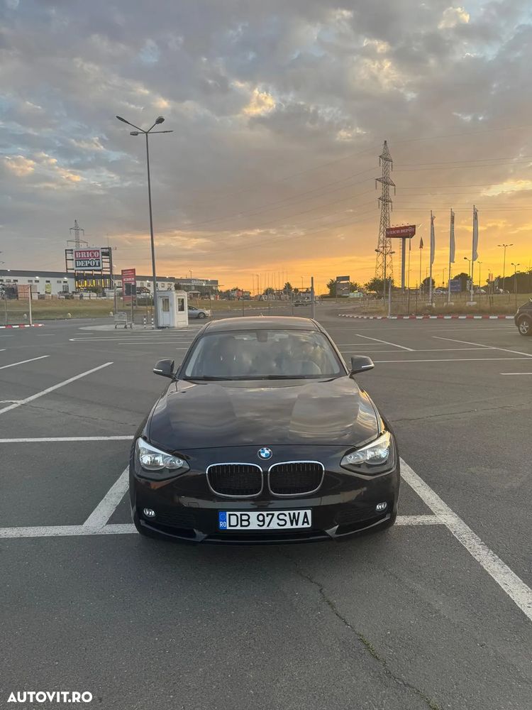 BMW Seria 1 116i - 4