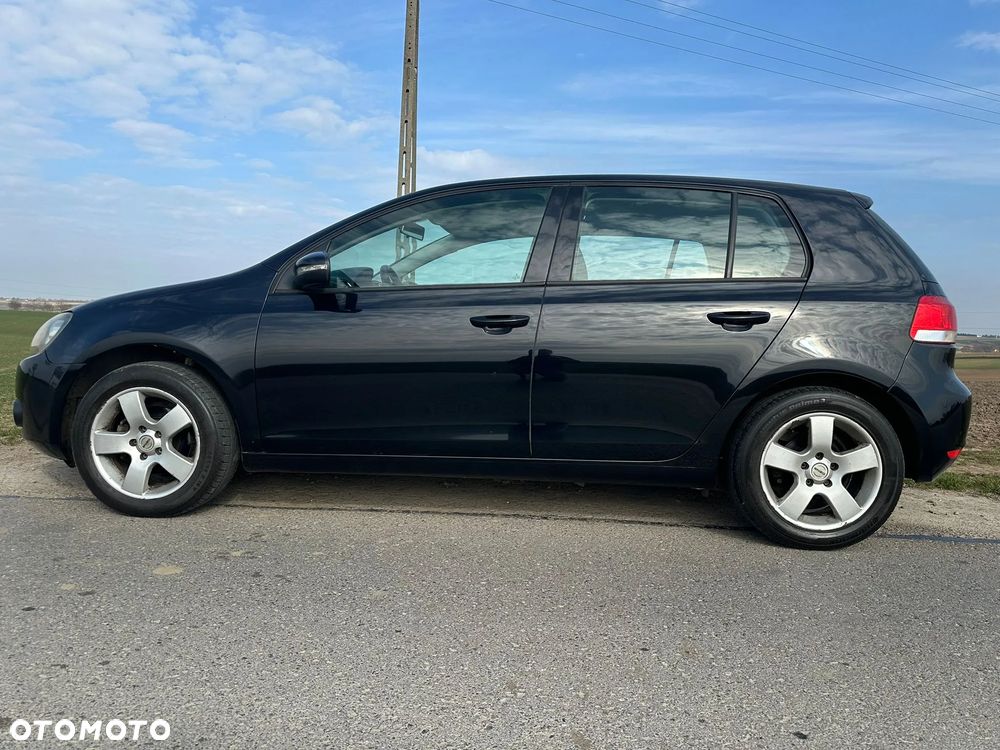 Volkswagen Golf 1.6 Team - 1