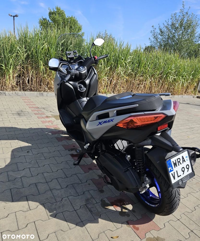 Yamaha X-max - 4