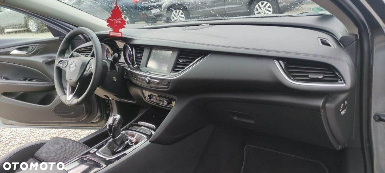 Opel Insignia - 29