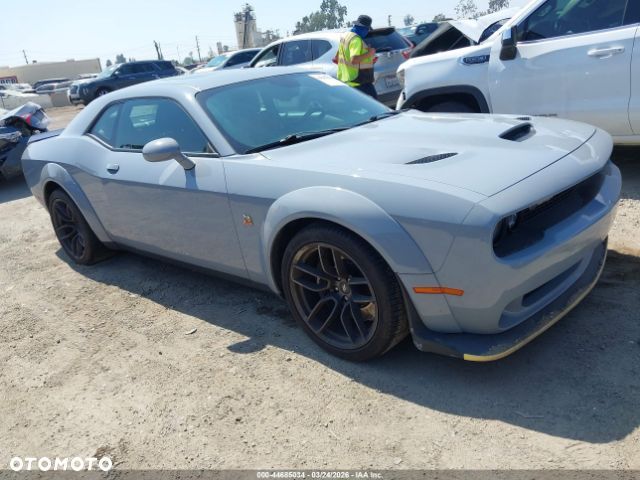 Dodge Challenger 6.4 Scat Pack - 1