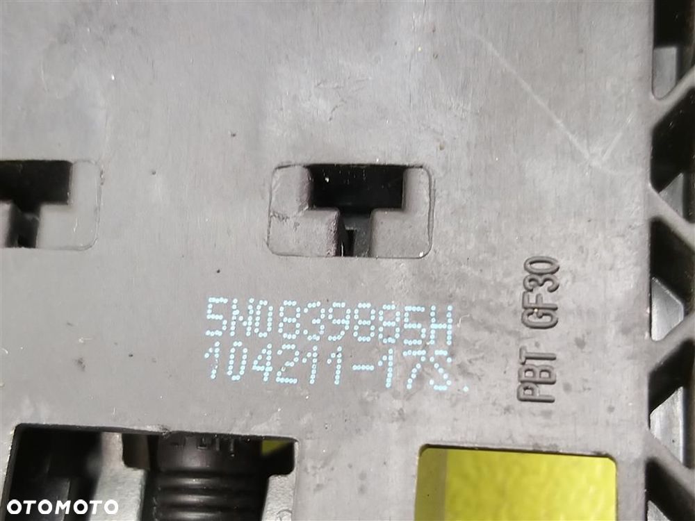 Zamek drzwi tył lewy KLAMKA Skoda Fabia II 2007-2014 5N0839015D ORYGINAŁ - 4