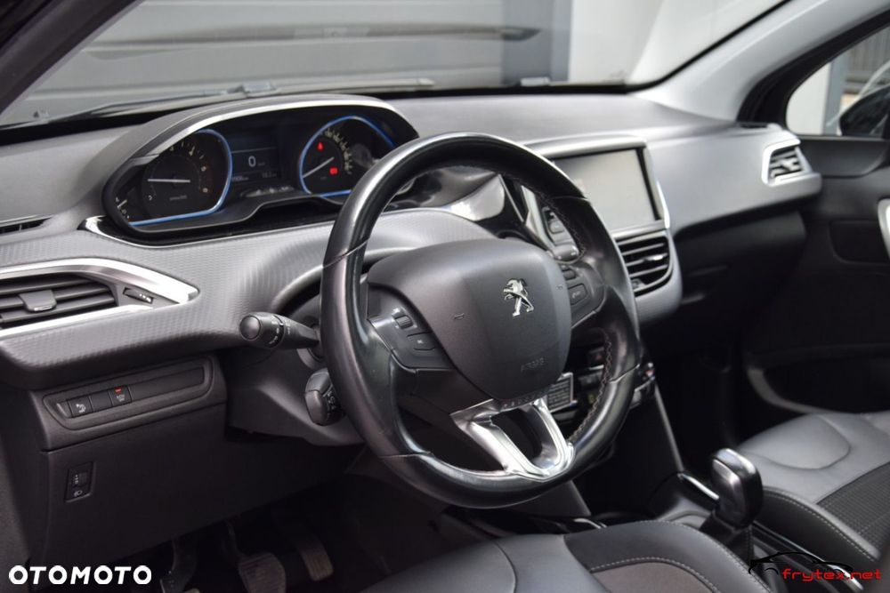 Peugeot 2008 - 18