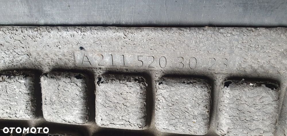 Osłona płyta pod zderzak przód Mercedes R-Klasa W251 A2115203023 - 6