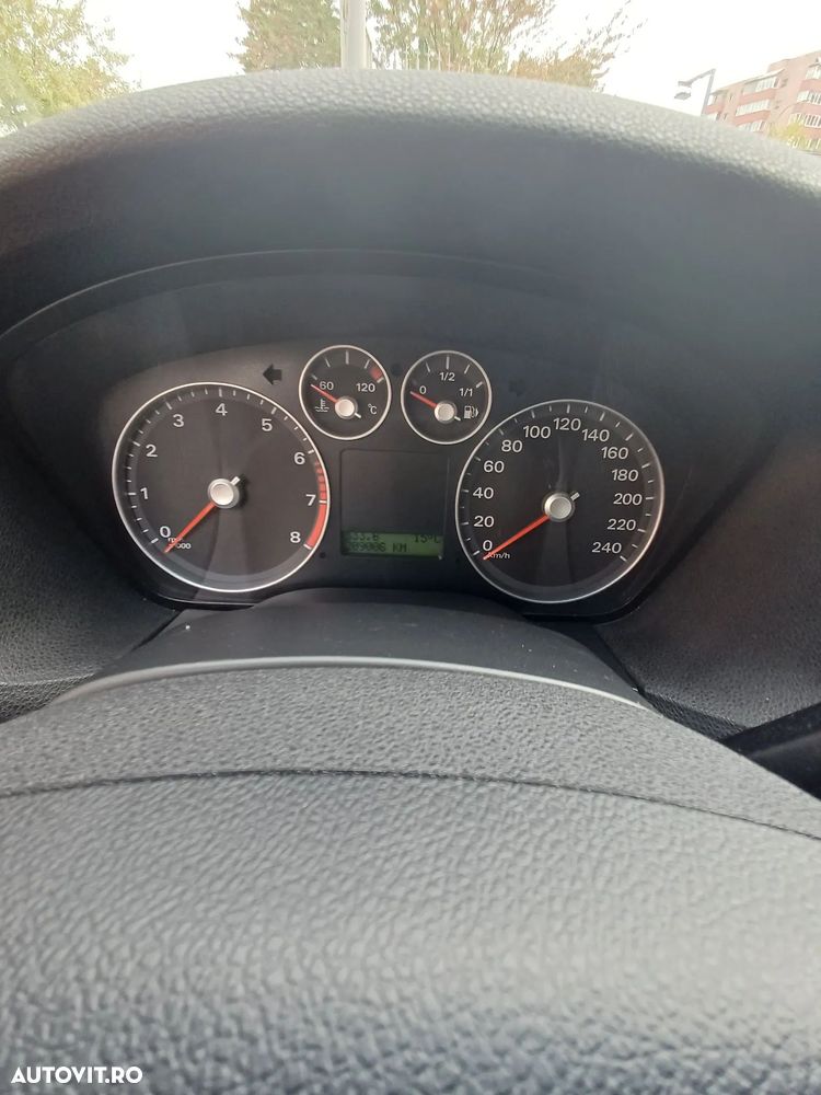 Ford Focus 1.6i Trend - 7