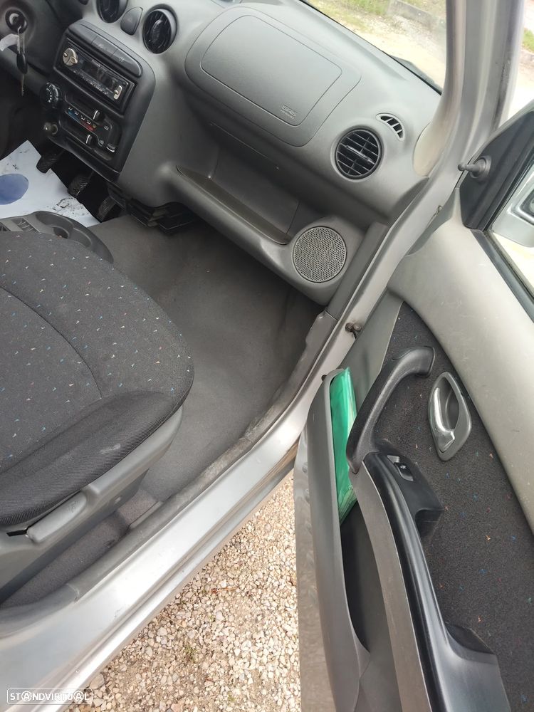 Hyundai Atos 1.0 Confort - 10