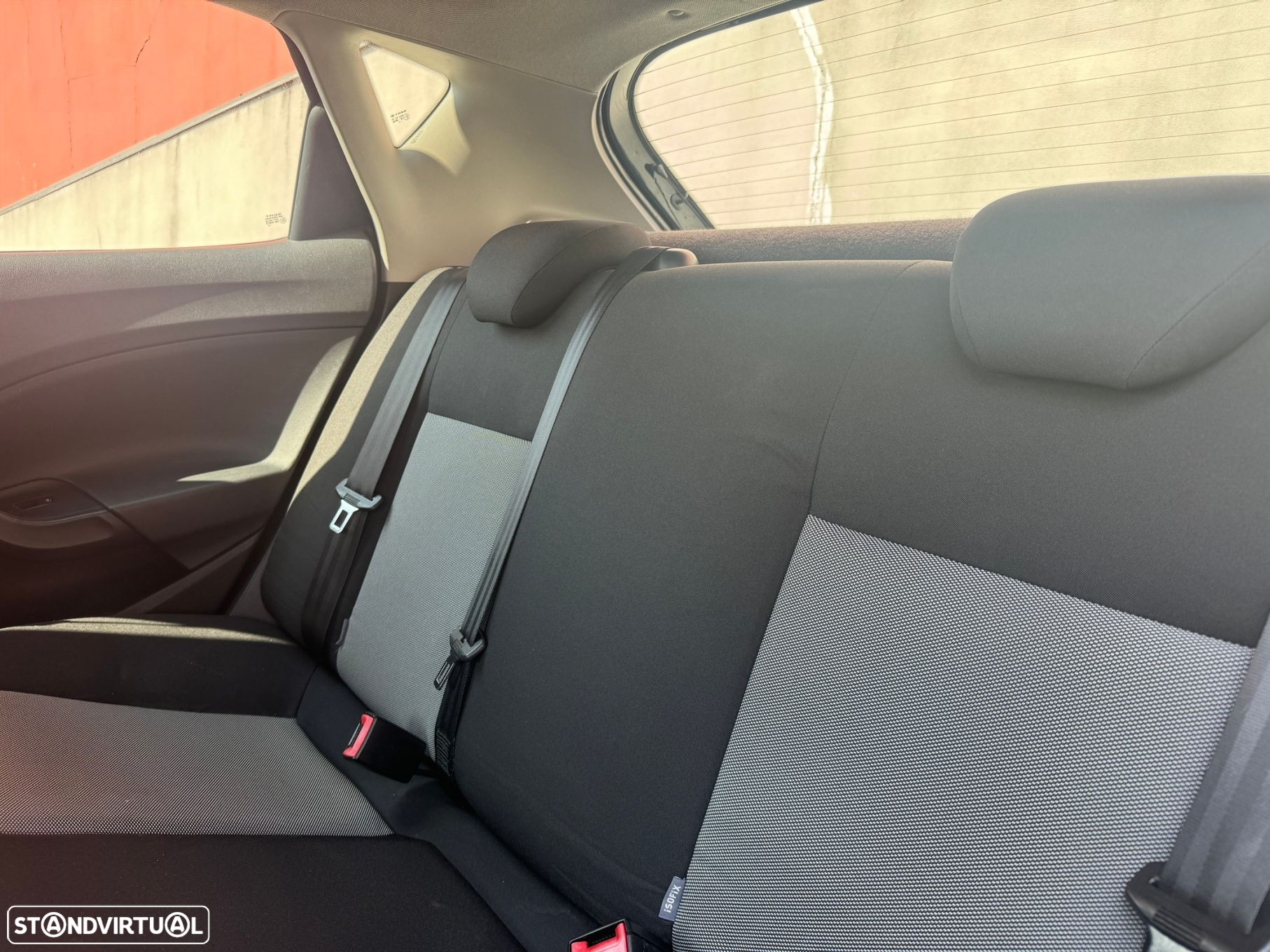 SEAT Ibiza 1.0 Reference - 11