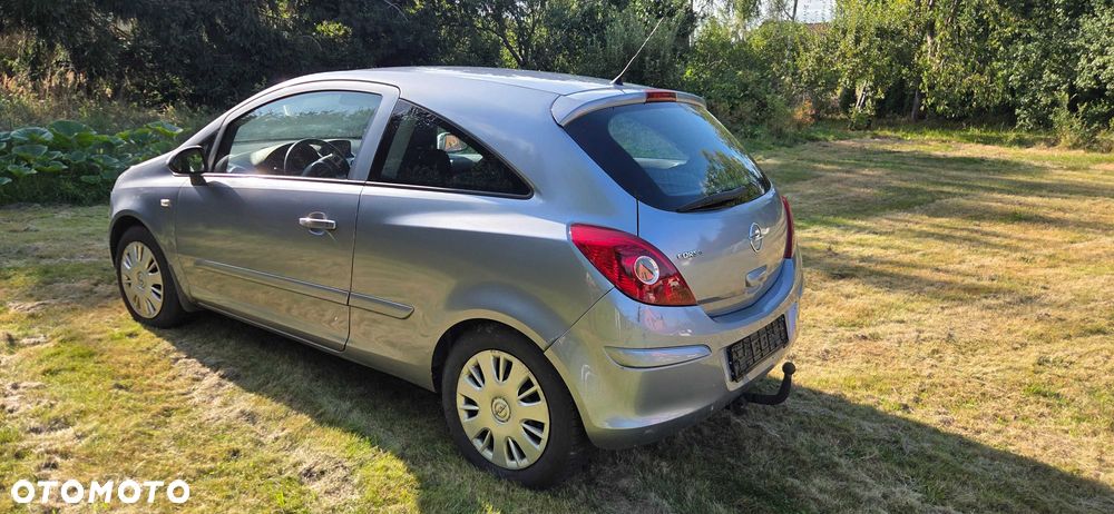 Opel Corsa - 4