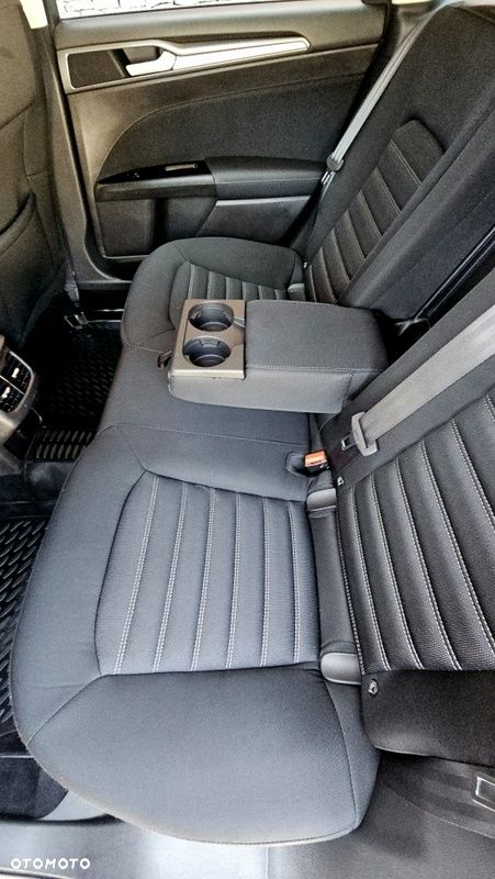 Ford Mondeo 2.0 TDCi Titanium - 23
