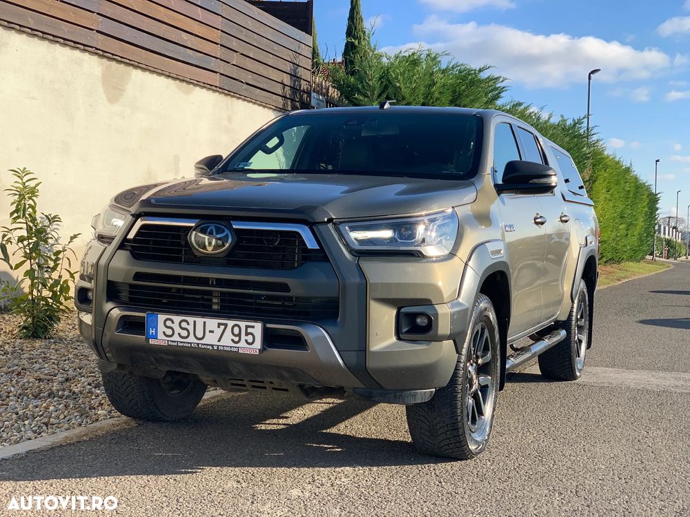 Toyota Hilux 2.8D 204CP 4x4 Double Cab AT Invincible Color Edition - 1