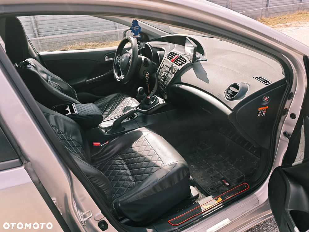 Honda Civic 1.8 i-VTEC Sport - 40