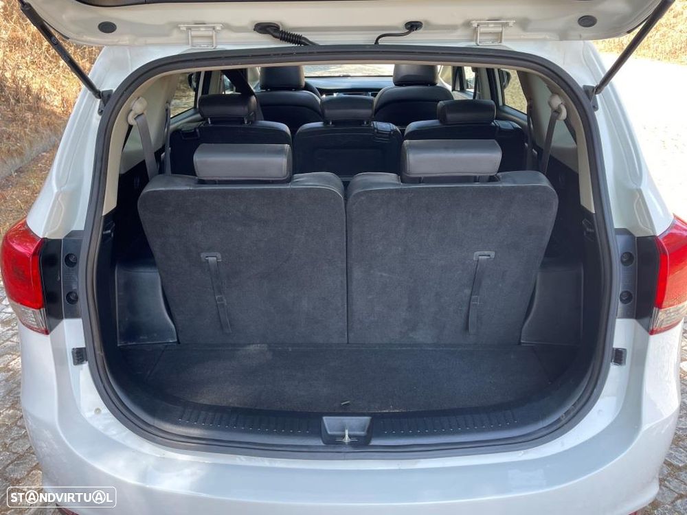 Kia Carens 1.7 CRDi ISG TX - 50