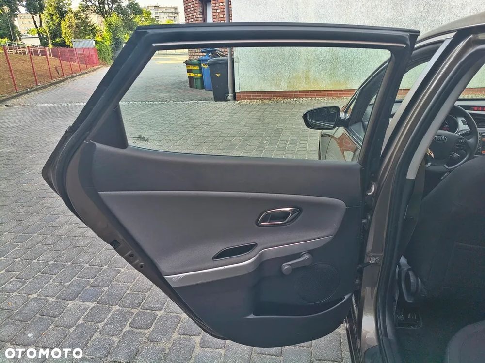 Kia Ceed 1.6 CRDi M - 26