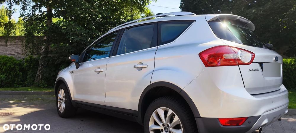 Ford Kuga 2.0 TDCi 4x4 Titanium - 4