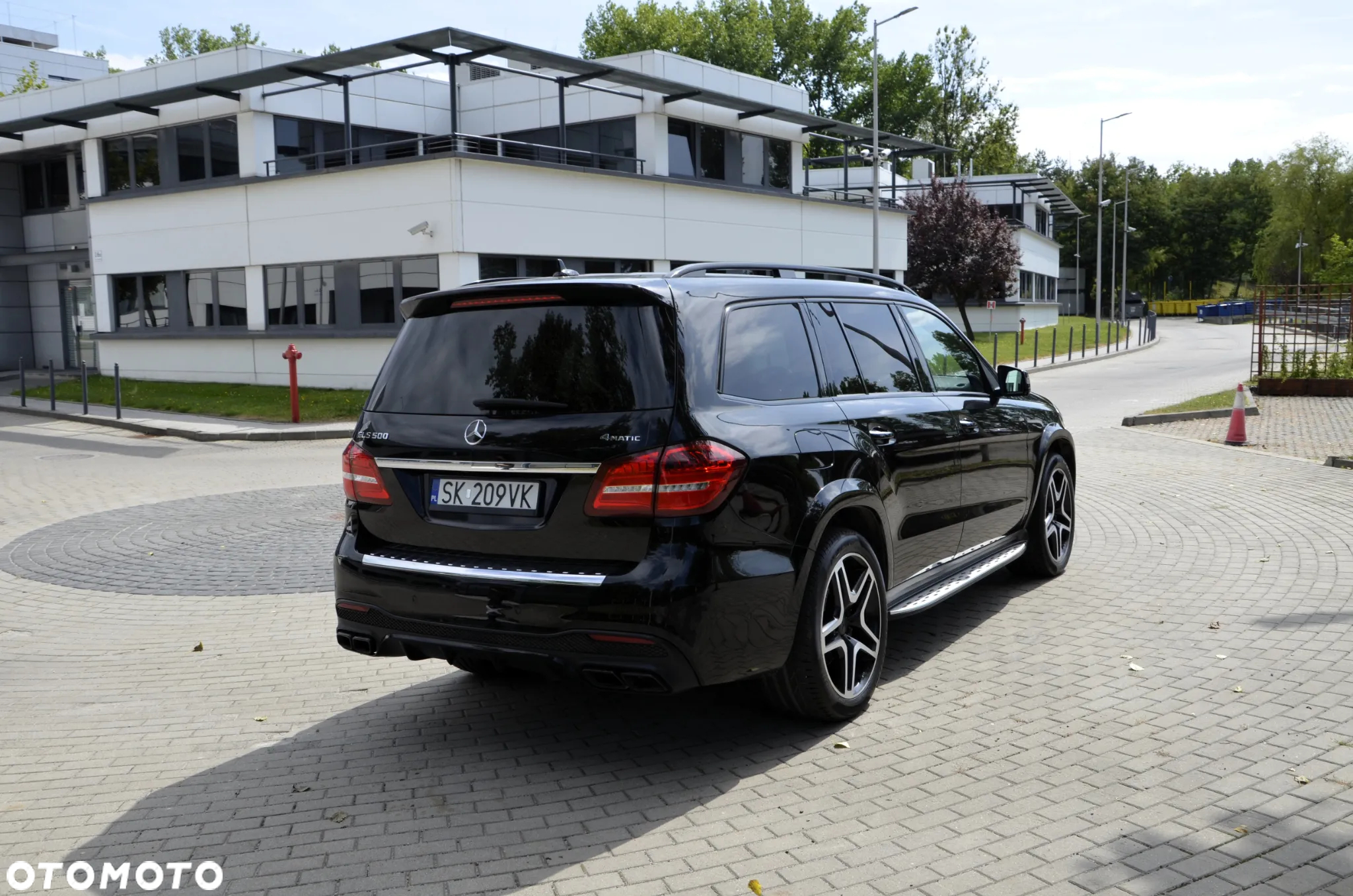 Mercedes-Benz GLS 500 4-Matic - 6