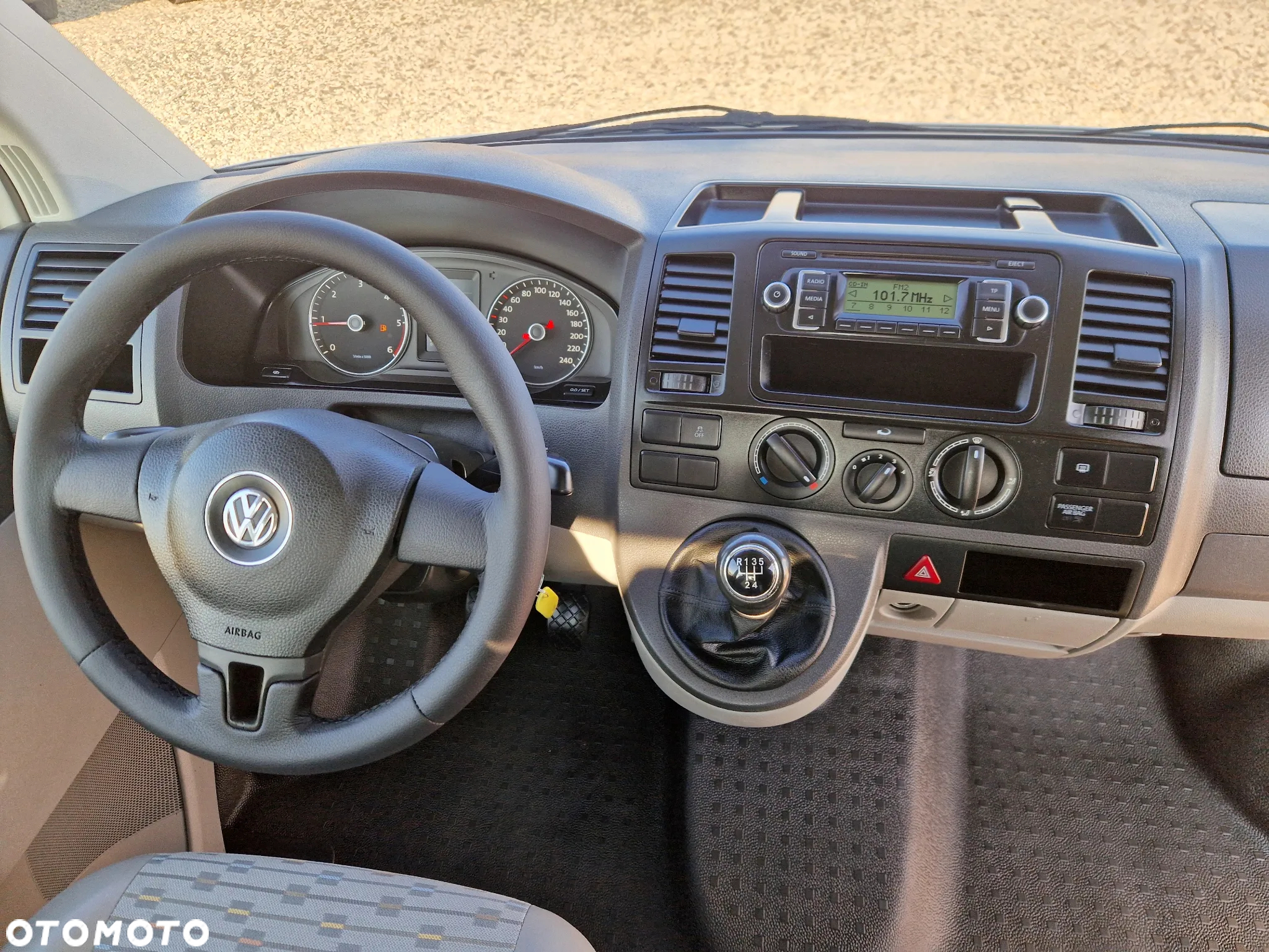 Volkswagen TRANSPORTER 2.0 TDI 102 KONNA 6 OSOBOWA BRYGADÓWKA DOKA SKRZYNIA 2.35 M GWARANCJA - 22