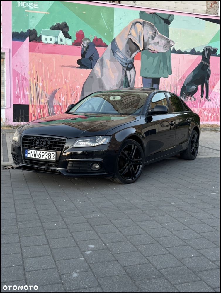 Audi A4 Limousine - 1