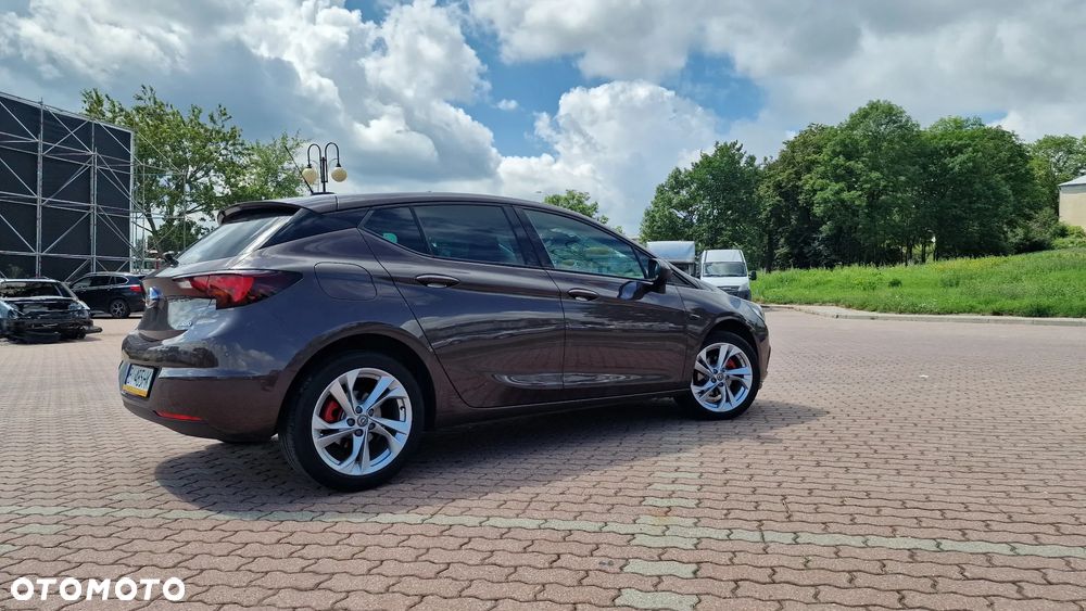 Opel Astra 1.4 T Dynamic - 4