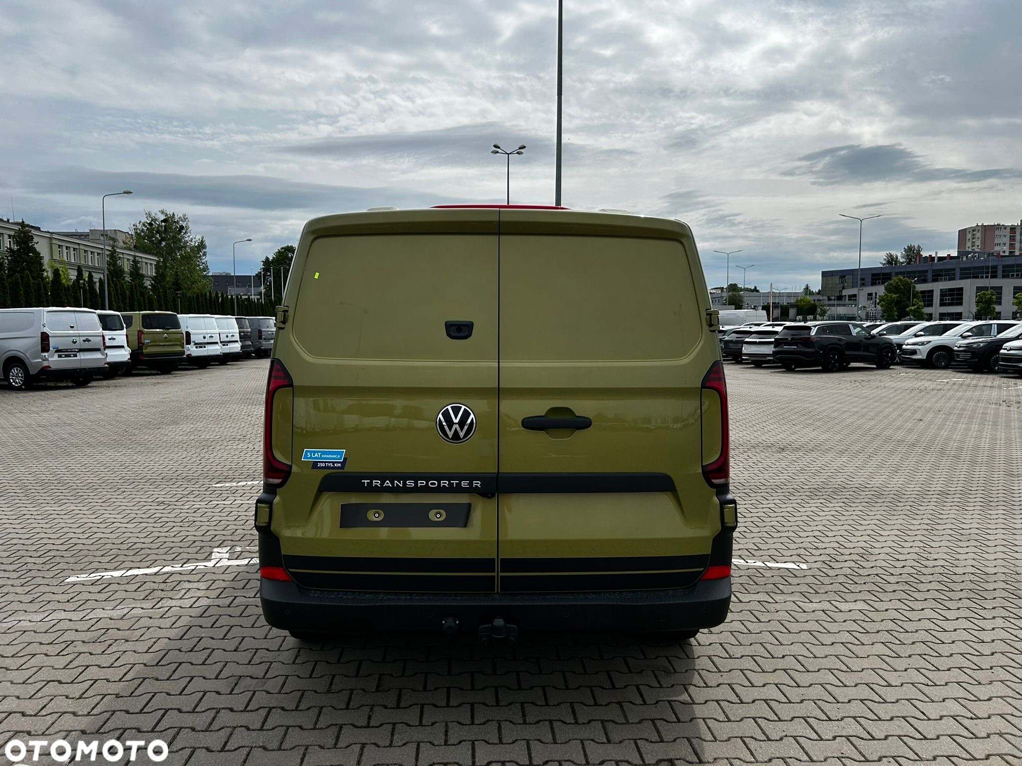 Volkswagen Transporter - 4
