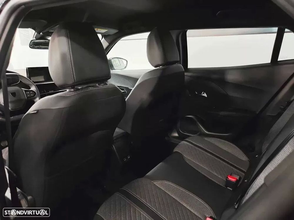 Peugeot 2008 1.2 PureTech Allure - 33