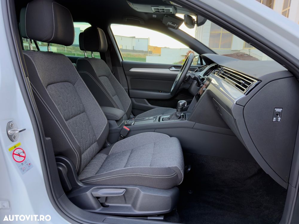 Volkswagen Passat 2.0 TDI DSG Business - 33