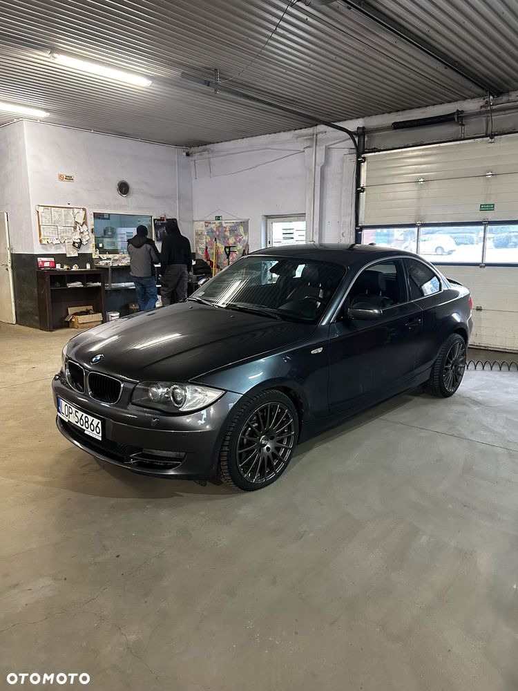 BMW Seria 1 123d - 2