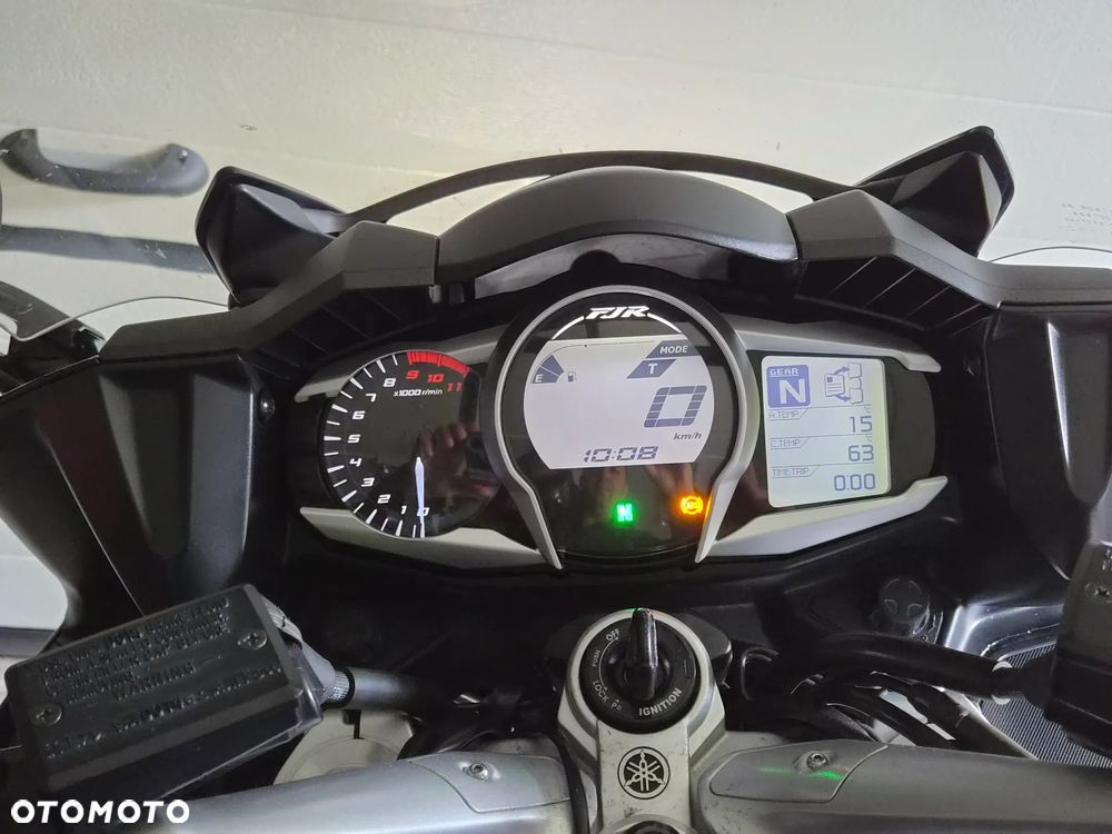Yamaha FJR - 36