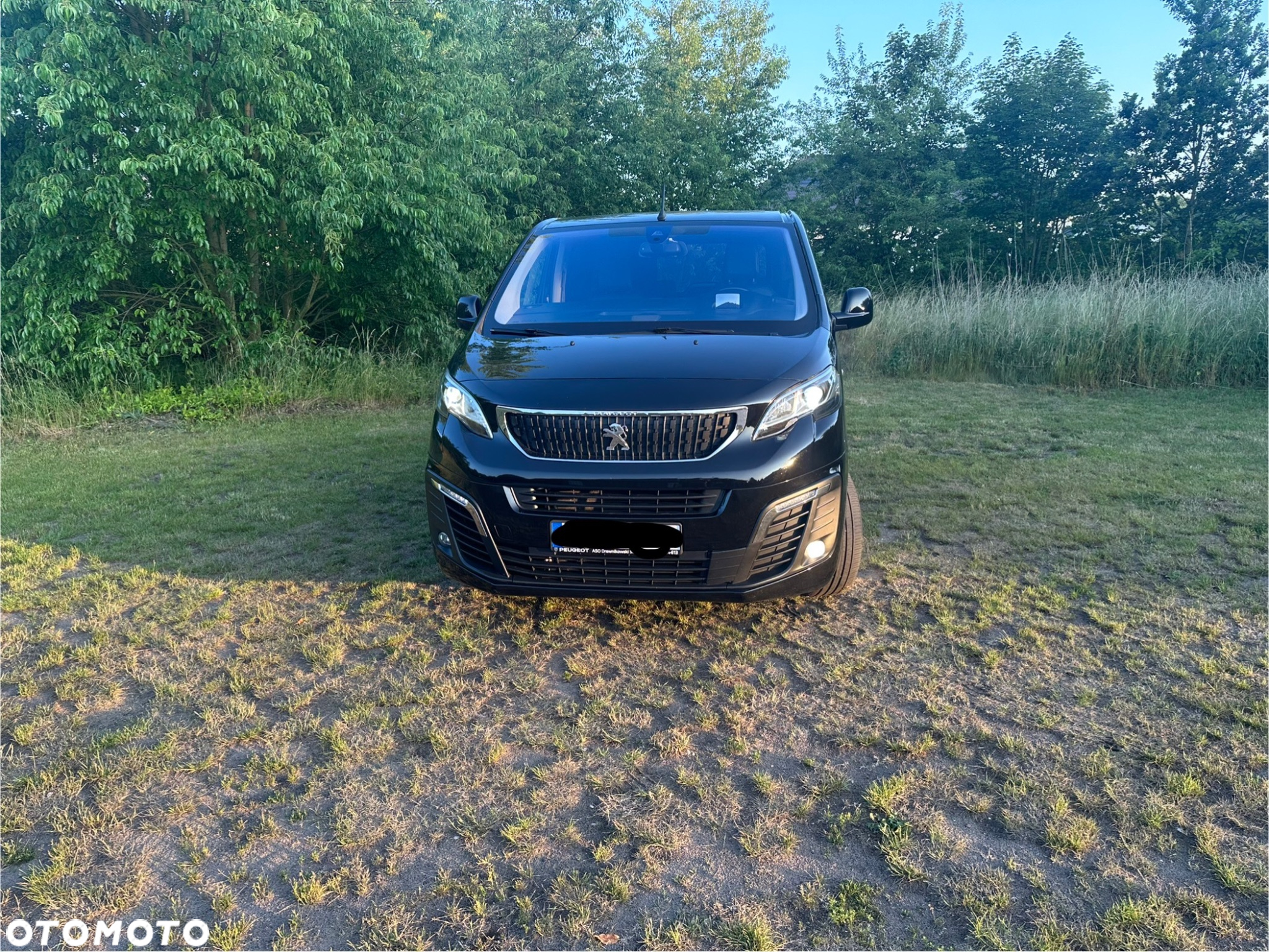 Peugeot Traveller 2.0 BlueHDi Long Business - 3
