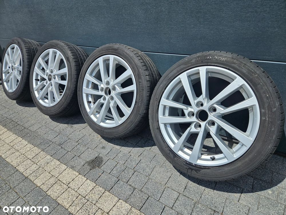 Felgi Aluminiowe Audi A3 S3 8V 5x112 ET51 7.5Jx17 8V0601025CS - 2