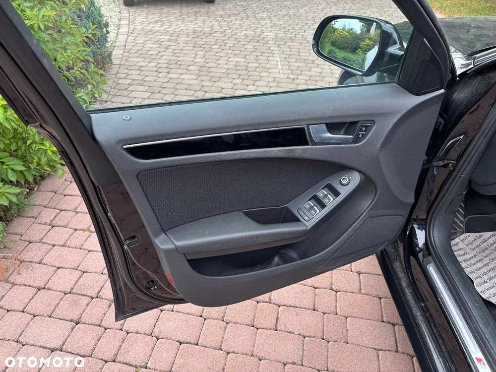 Audi A4 Avant 2.0 TDI DPF clean diesel quattro S tronic S line Sportpaket - 18