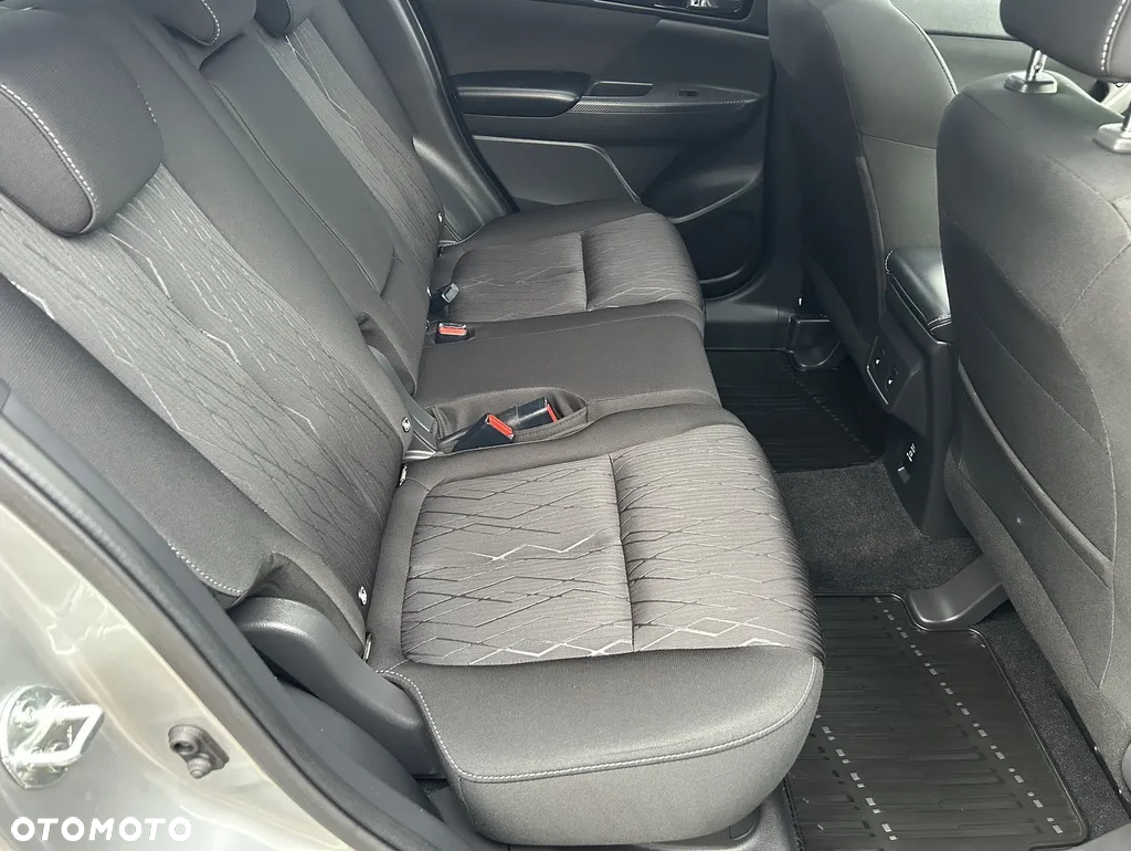 Mitsubishi Eclipse Cross - 34