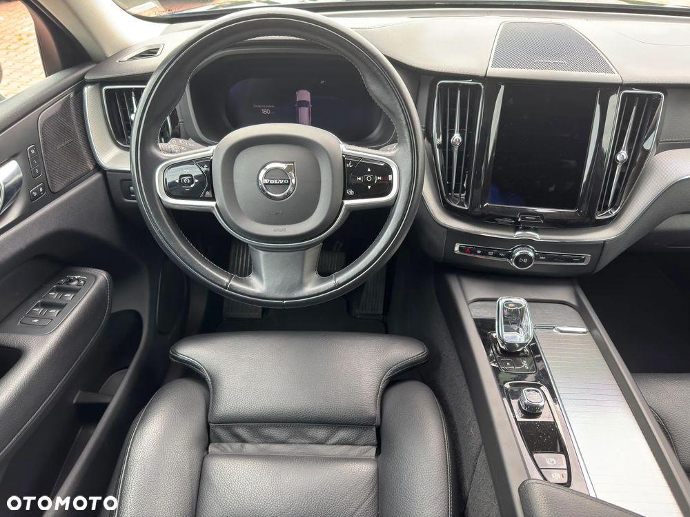 Volvo XC 60 B4 D AWD Inscription - 11