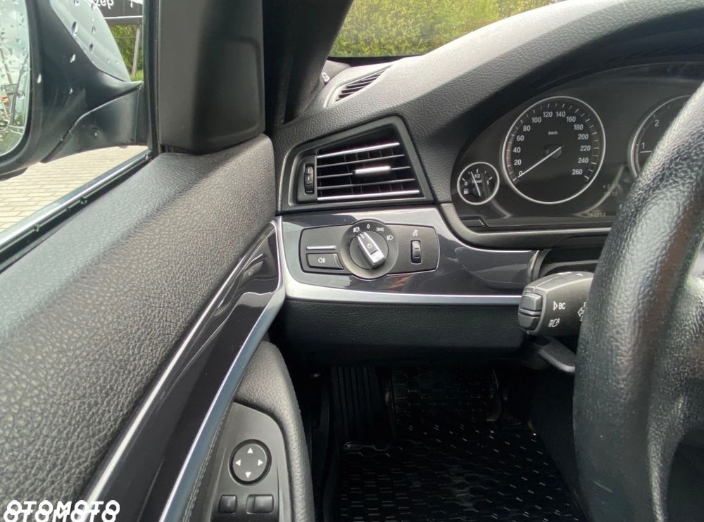 Nissan Juke 1.0 DIG-T N-Connecta DCT - 10