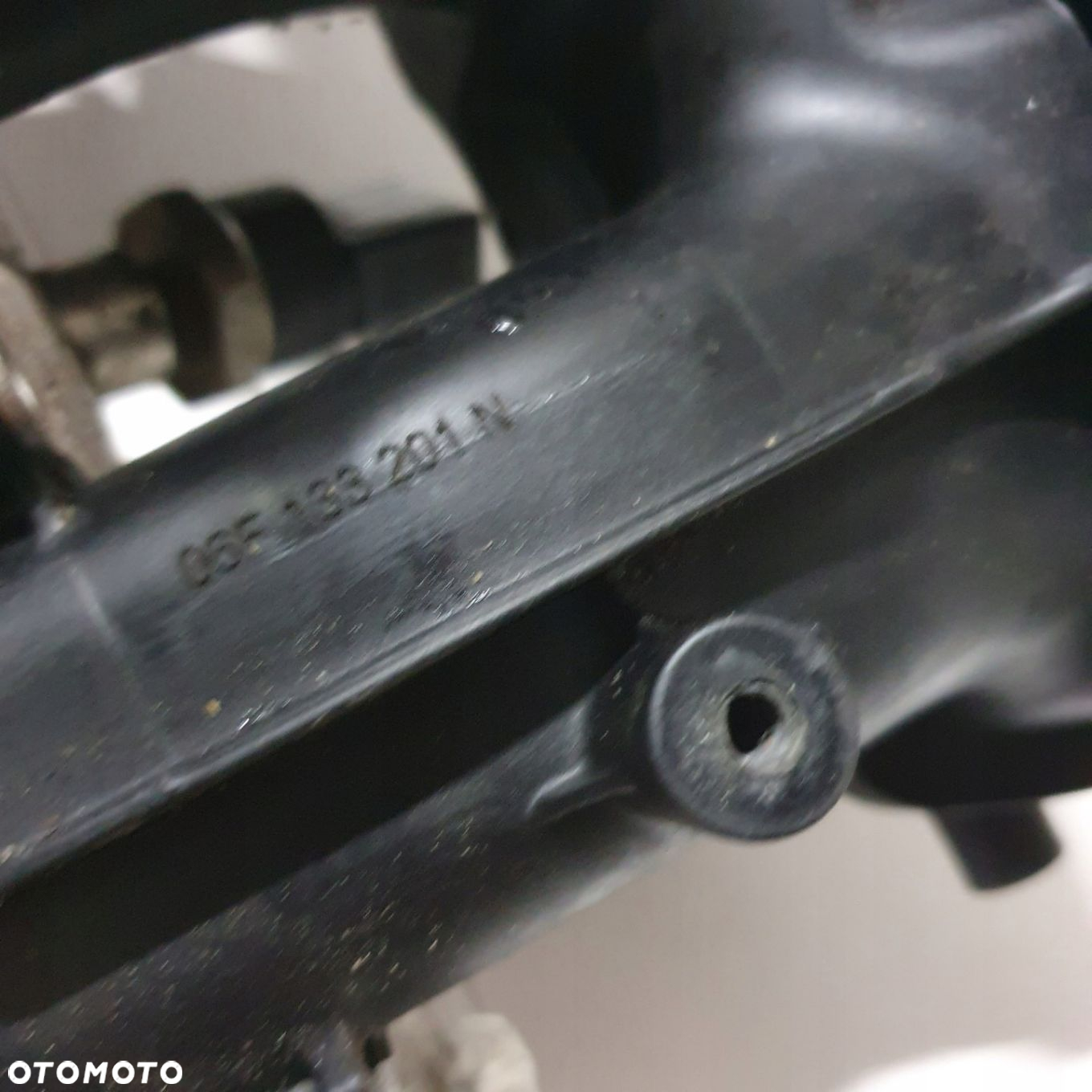 kolektor ssący wtrysk Audi A6 C6 2.0 TFSI - 6