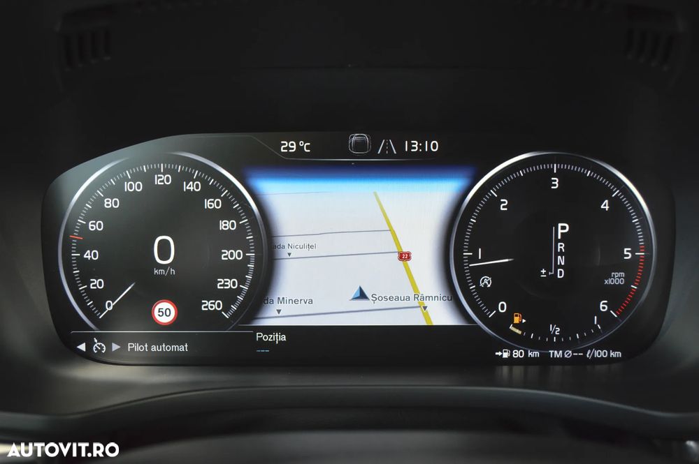 Volvo XC 60 D4 AWD R-Design - 12