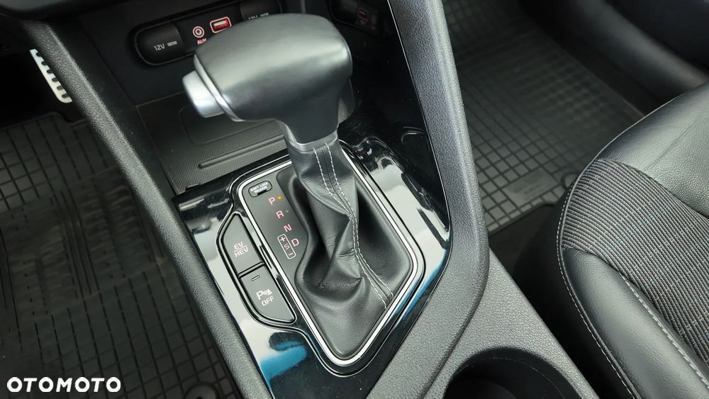 Kia Niro 1.6 GDI PHEV 2WD Vision - 24