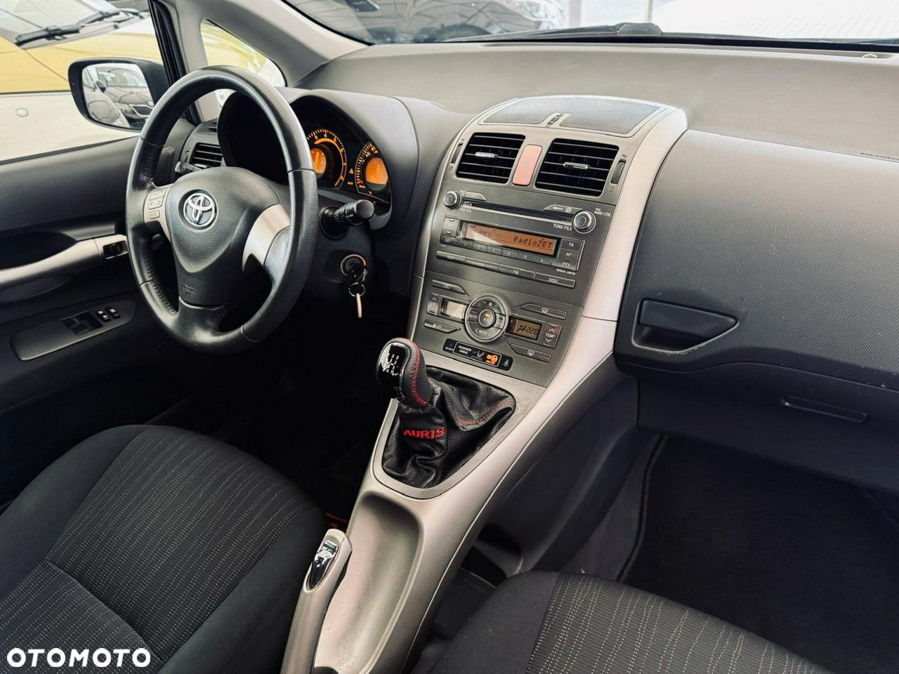 Toyota Auris - 22