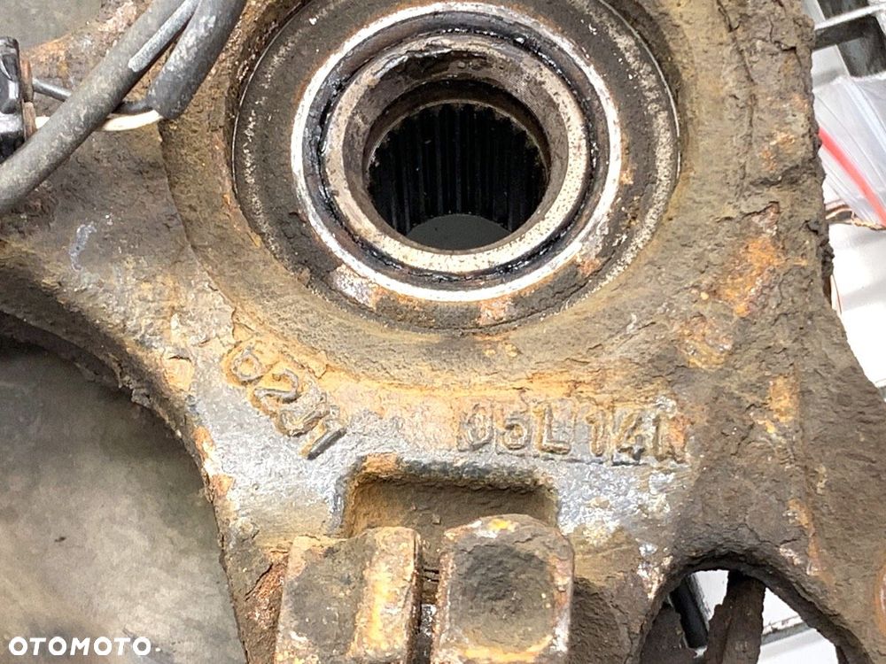 ZWROTNICA PRAWY PRZÓD  SUZUKI SWIFT III (MZ, EZ) 2005 - 2022 1.3 (RS 413) 68 kW [92 KM] benzyna - 10