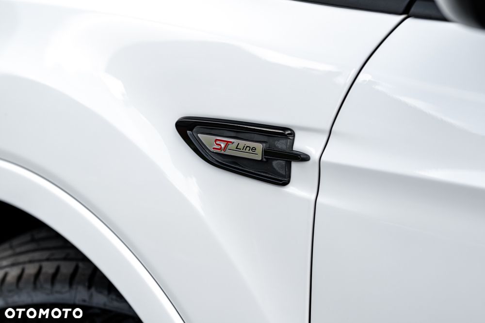 Ford Kuga - 13