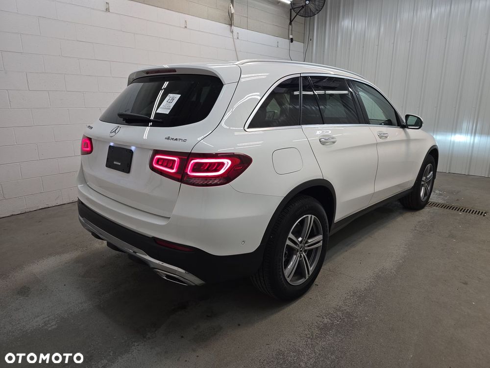 Mercedes-Benz GLC 300 4Matic 9G-TRONIC - 4