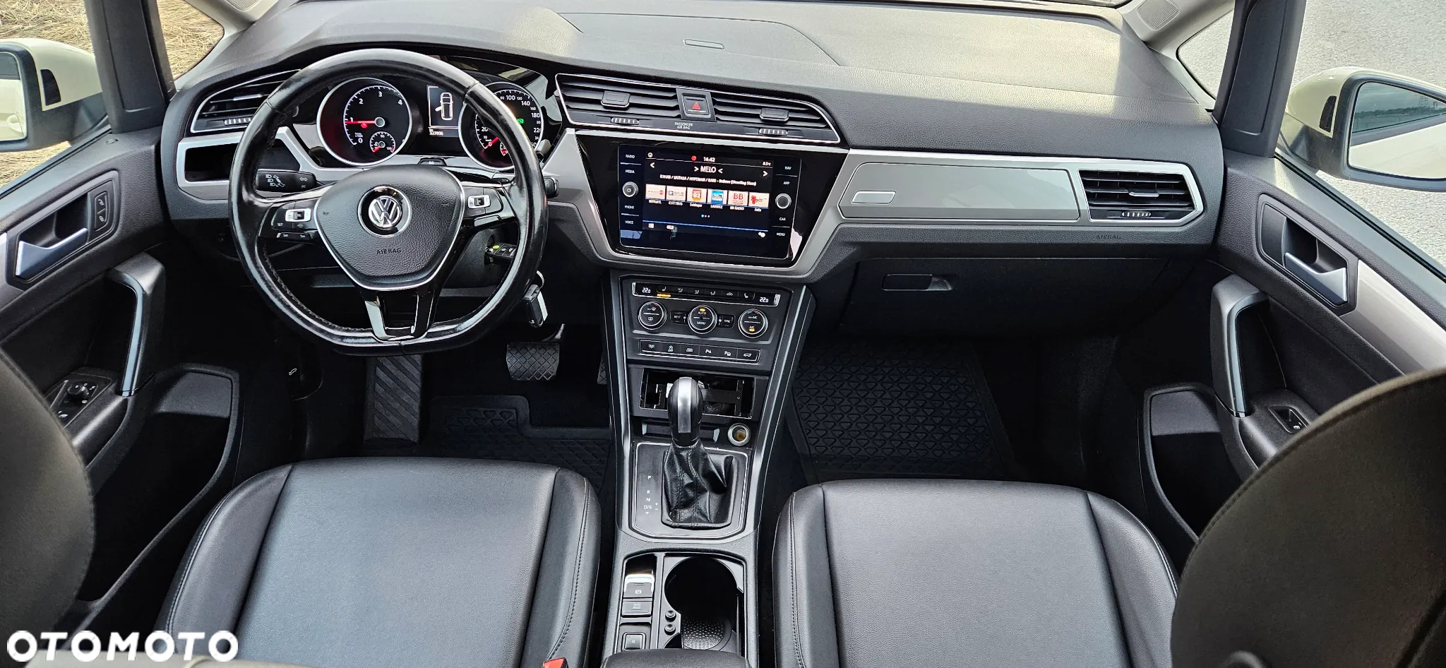 Volkswagen Touran 2.0 TDI SCR DSG UNITED - 16