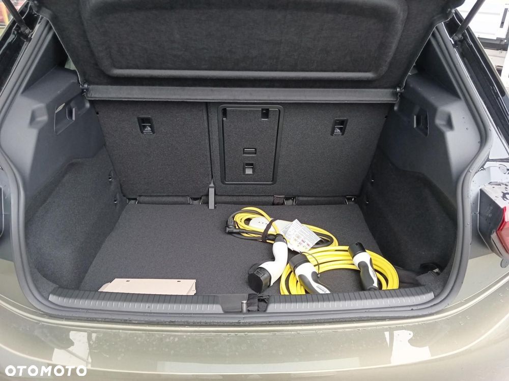 Volkswagen ID.3 - 17