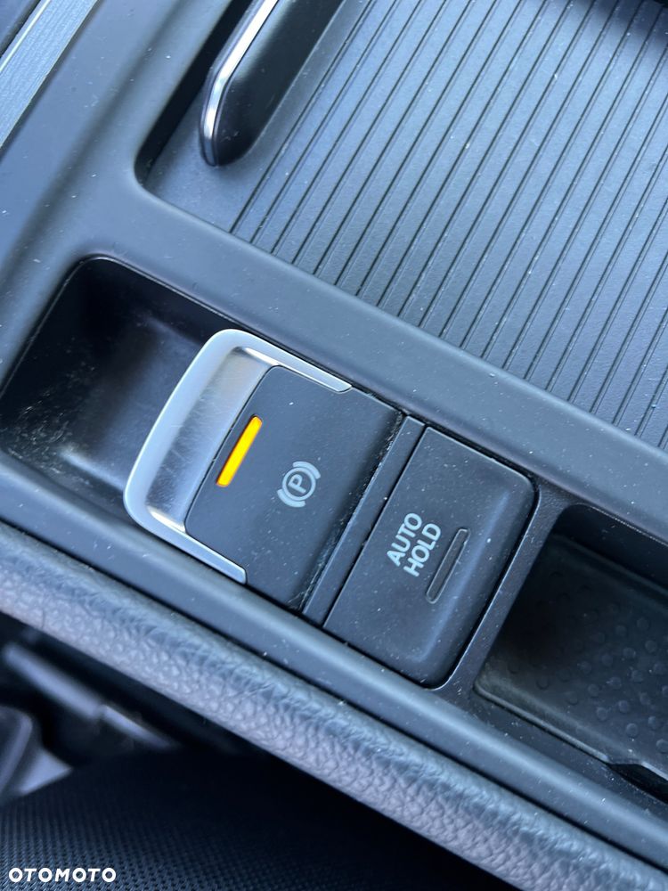 Volkswagen Golf 1.6 TDI BlueMotion Technology Trendline - 30