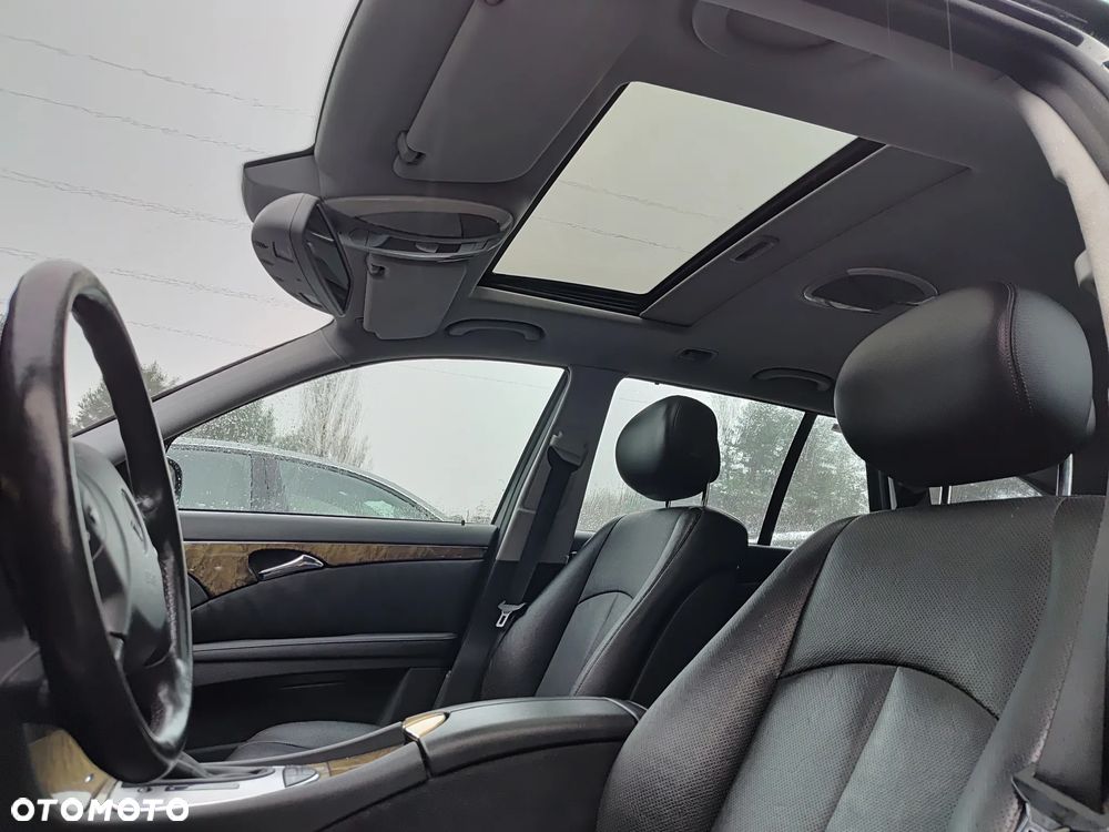 Mercedes-Benz Klasa E 500 Avantgarde Sport Edition - 27