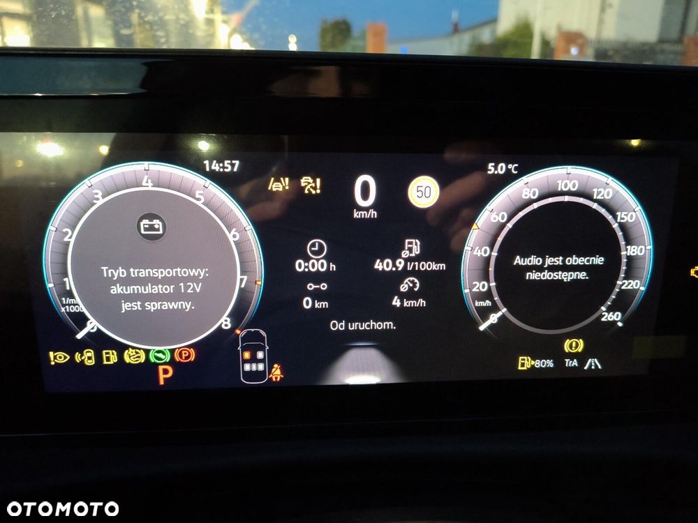 Volkswagen T-Roc 1.5 eTSI R-Line DSG - 12