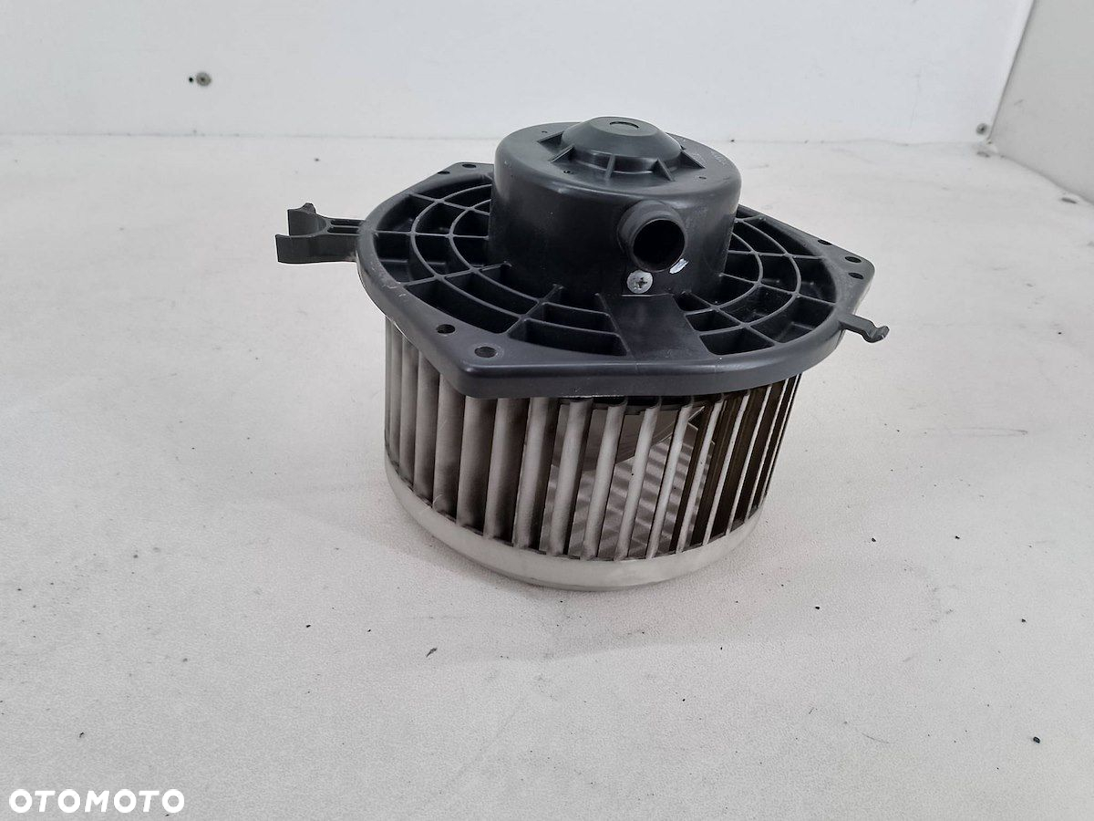 WENTYLATOR NAWIEWU, DMUCHAWA RENAULT LAGUNA III 2.0 DCI - 2