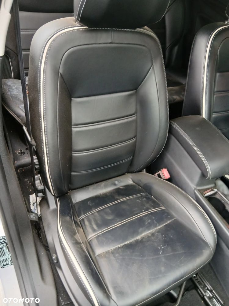 Fotele Kanapa Skóra Biała Nić Ford Mondeo MK4 Lift Kombi - 2