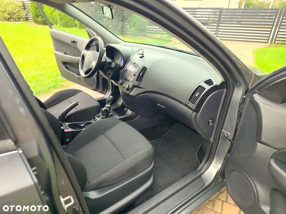 Hyundai i30 1.4 Base EU5 - 7